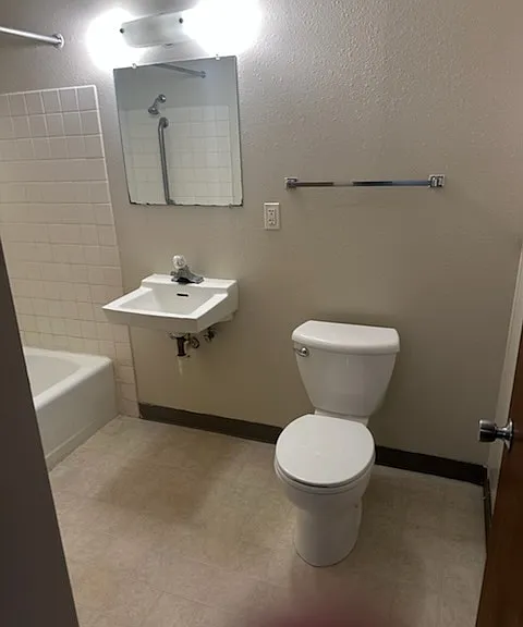318 S Liberty Ave #4 — Photo 8
