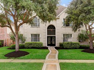 3031 Lakehill Dr, Pearland, TX 77584
