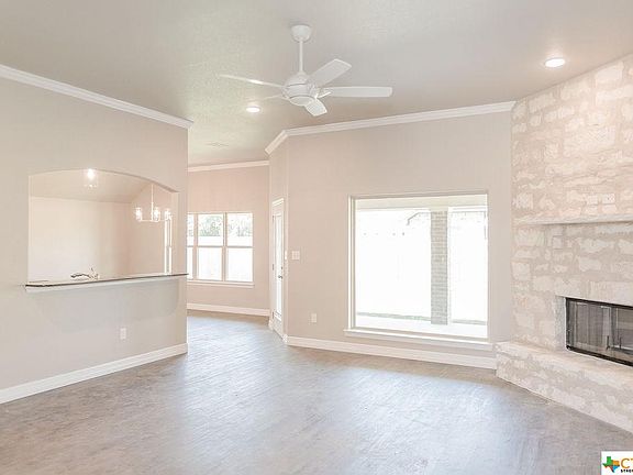4th image of 2511 Paisley Dr