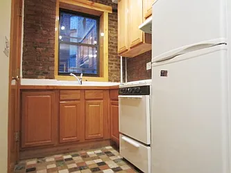 Rented by City Connections Realty