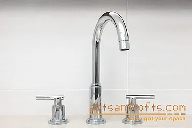 Rented by aptsandlofts.com