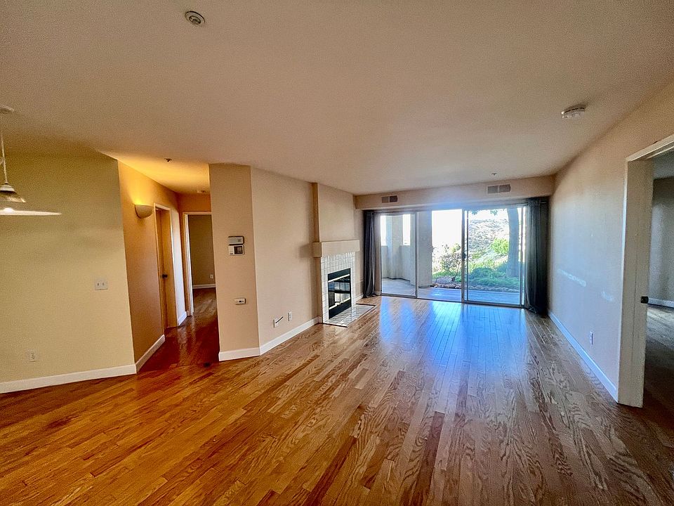 1st image of 11275 Affinity Ct Unit 112