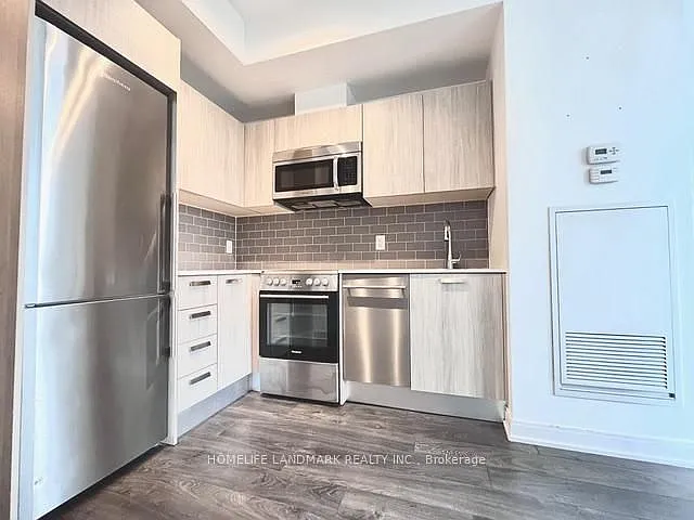 42 Charles St E #603 — Photo 26