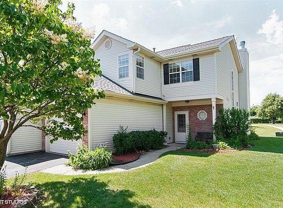 4th image of 1460 Golfview Dr