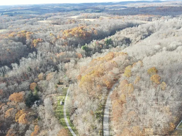 Hibbetts Mill Rd, Wellsville, OH 43968