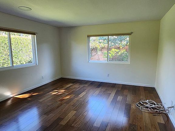 4th image of 17220 Hemmingway St