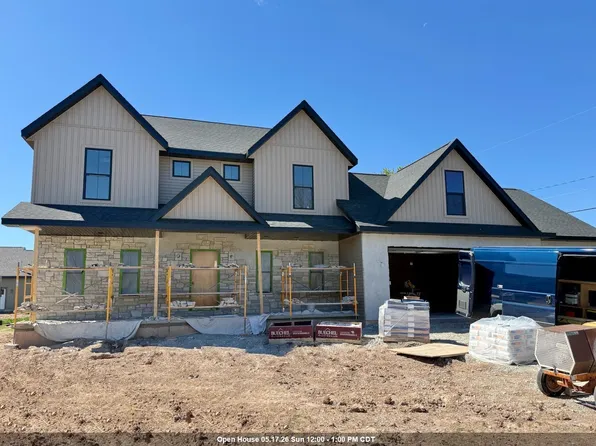 409 Jerelyn Ct, Combined Locks, WI 54113