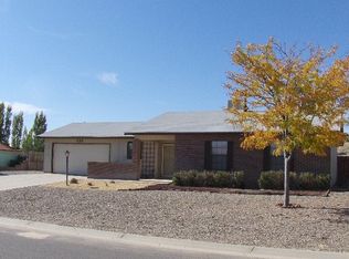 235 Sandstone Dr NE, Rio Rancho, NM 87124