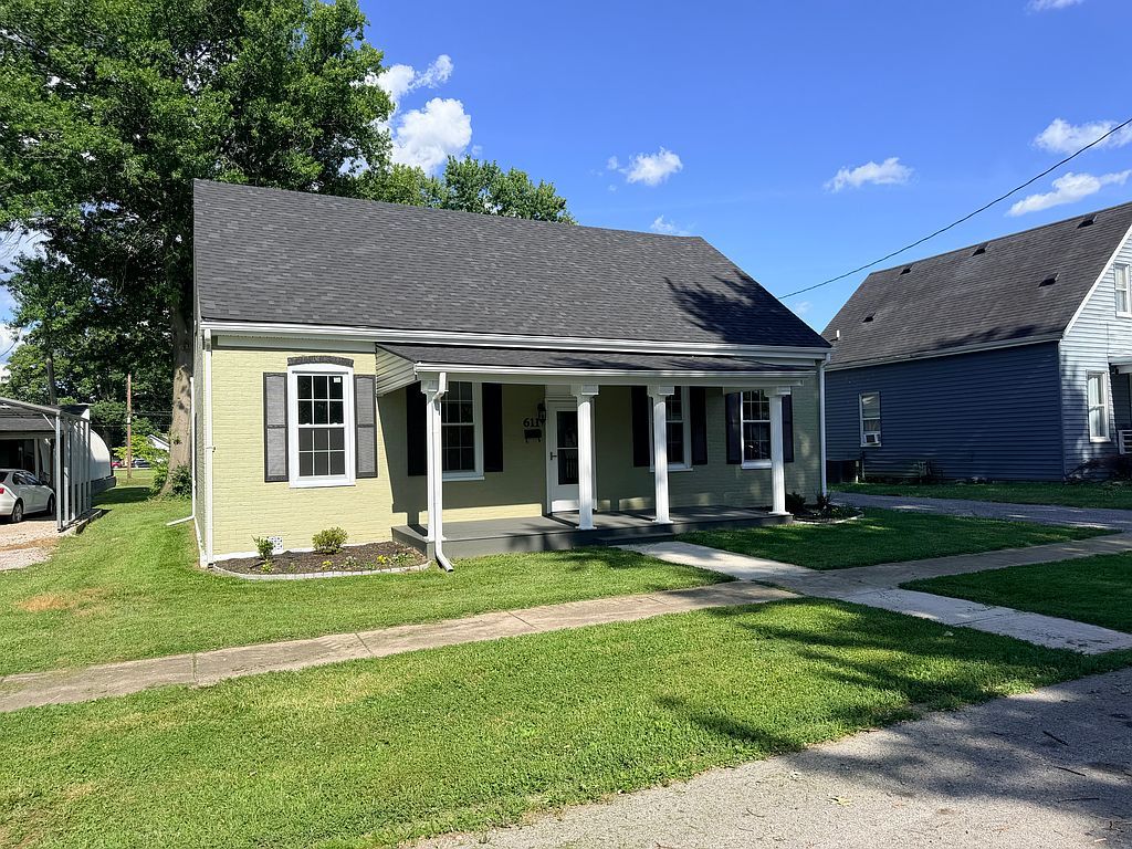 611 5th St - Property Image