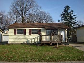 3rd image of 4690 Larkhall Ln