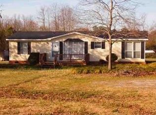 230 Parris Oliver Dr, Campobello, SC 29322