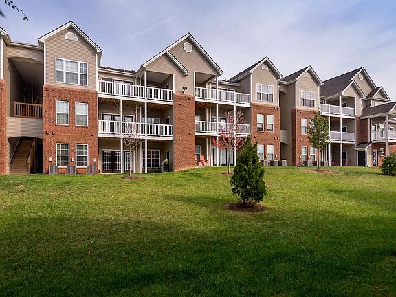 4th image of 3601 Winthrop Dr #4208