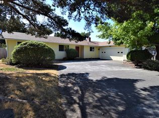 2510 Delores Ln, North Bend, OR 97459
