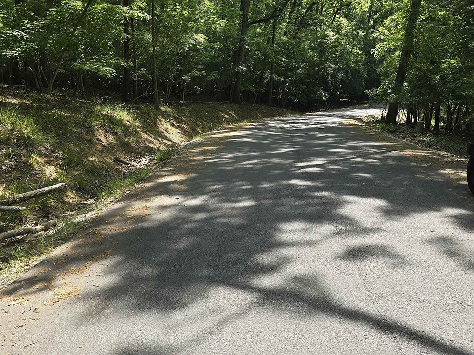 1st image of 16 Cypress Rd #A
