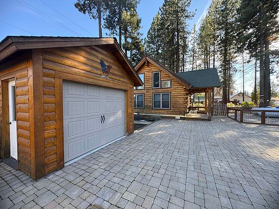 5th image of 645 Main St