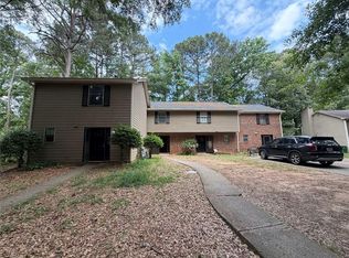 4030 Hawthorne Cir SE, Smyrna, GA 30080
