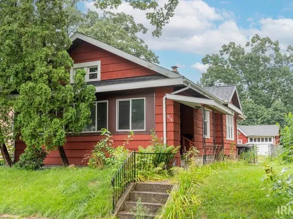 1314 N Brookfield St, South Bend, IN 46628