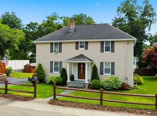 1 Oak St, Tewksbury, MA 01876