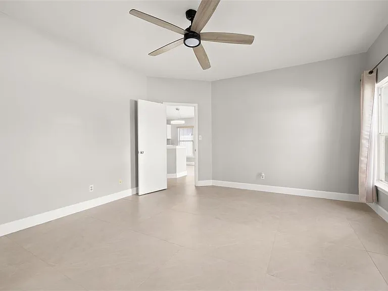 11218 Worley Ave — Photo 20