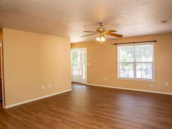 2nd image of 1203 Westwood Drive #A & B