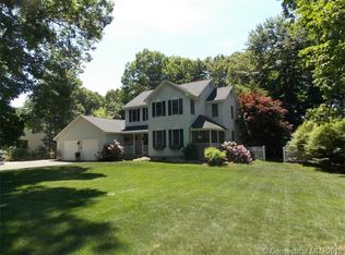 78 Roxbury Rd, Plantsville, CT 06479