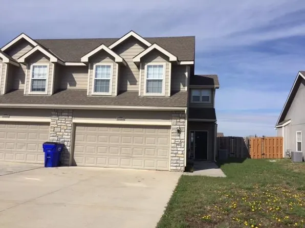 2304 Brooke Bnd, Junction City, KS 66441