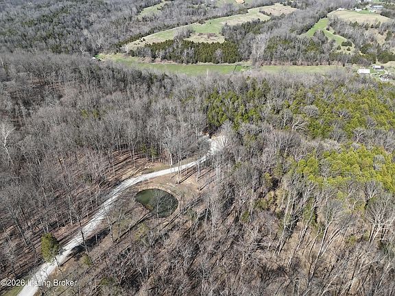 3rd image of 2325 Patton Creek Rd