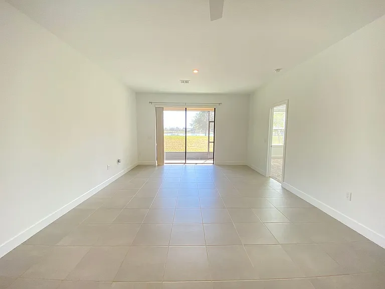 2182 Palm Tree Dr — Photo 14
