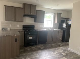 8924 Briarwood Ave, Kalamazoo, MI 49009