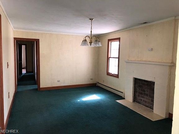 5th image of 7074 Sunset Dr