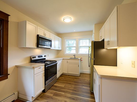 3rd image of 53 W Knowlton Rd