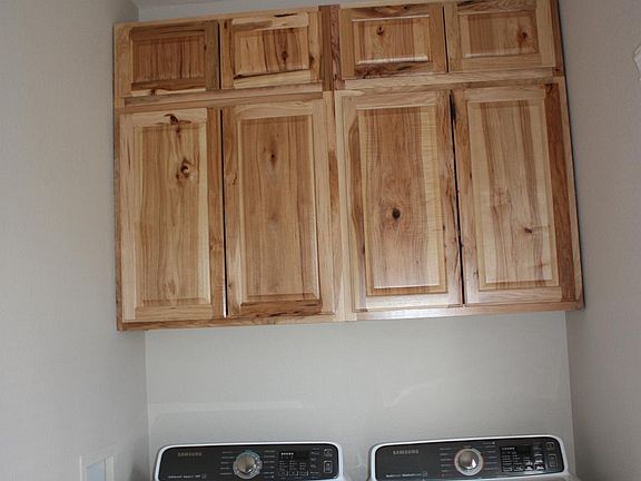 Laundry - washer, dryer stay