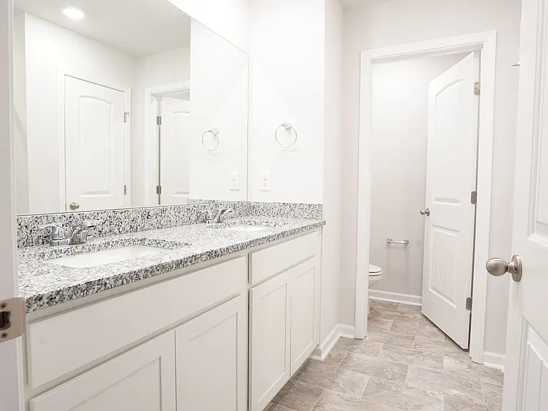 129 Cecil Rd — Photo 18