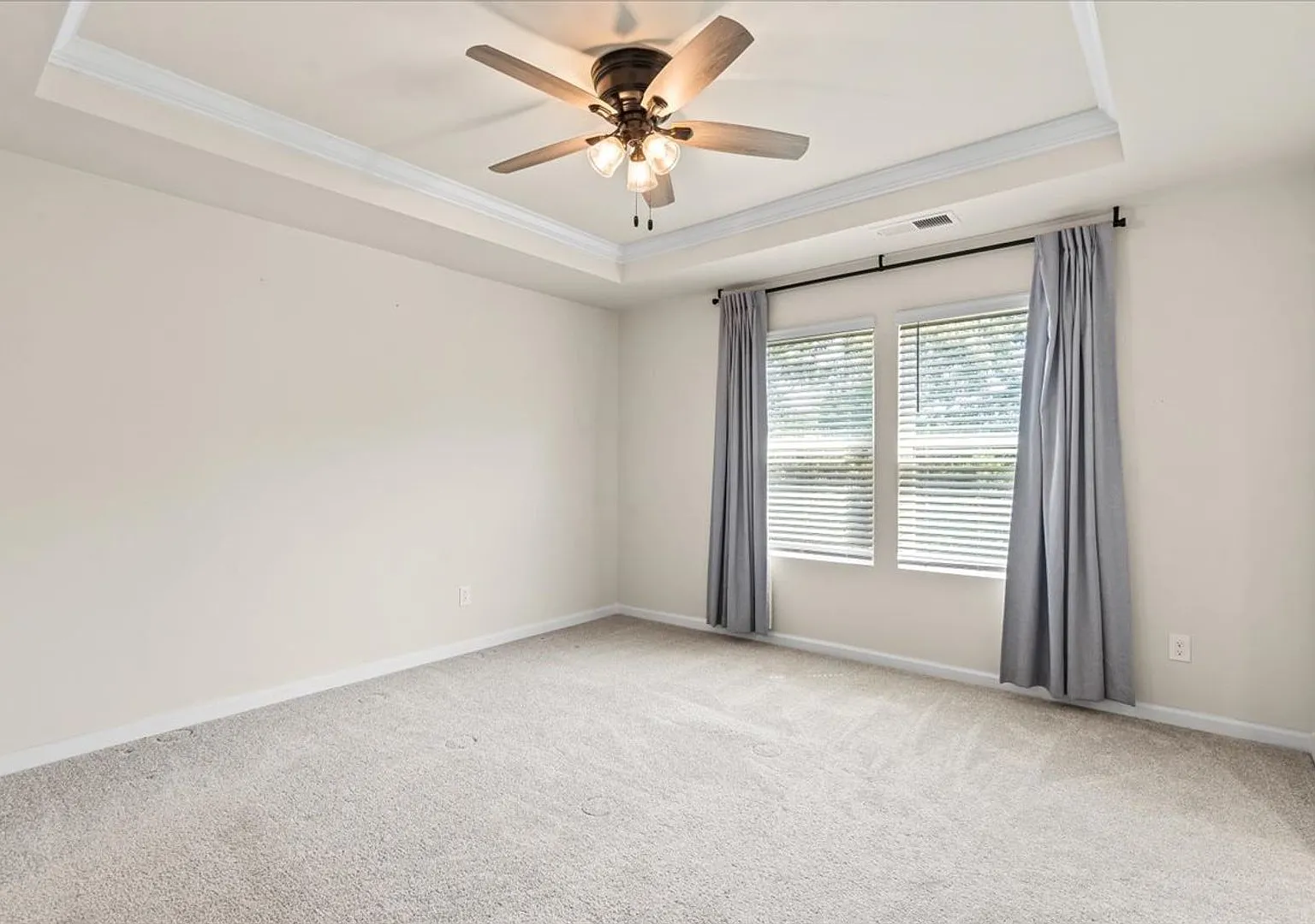 Iron Oak Ln 4529 — Photo 4