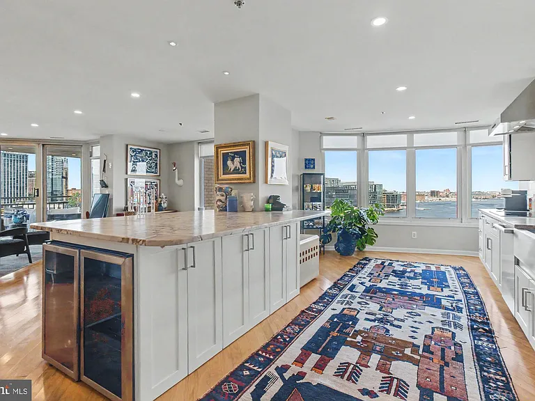 100 Harborview Dr #1001 — Photo 5