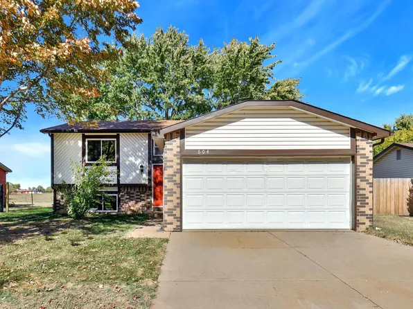 604 E 53rd St S, Wichita, KS 67216