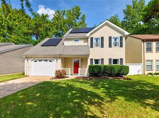 1952 John Brown Ln, Virginia Beach, VA 23464