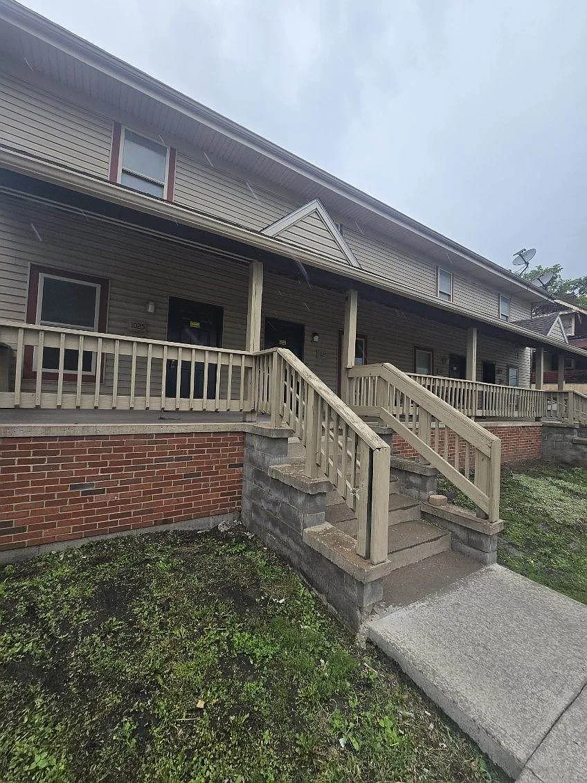 3 bed, 1400 sqft, $1,280 — Photo 3
