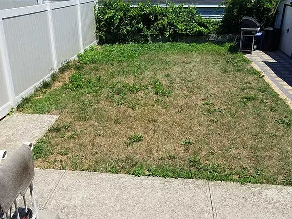 3rd image of 104-15 185th St