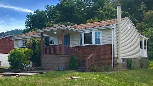 1st image of 2913 Fernwood Ave
