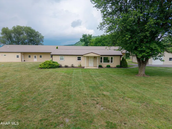 2492 Chalybeate Rd, Bedford, PA 15522