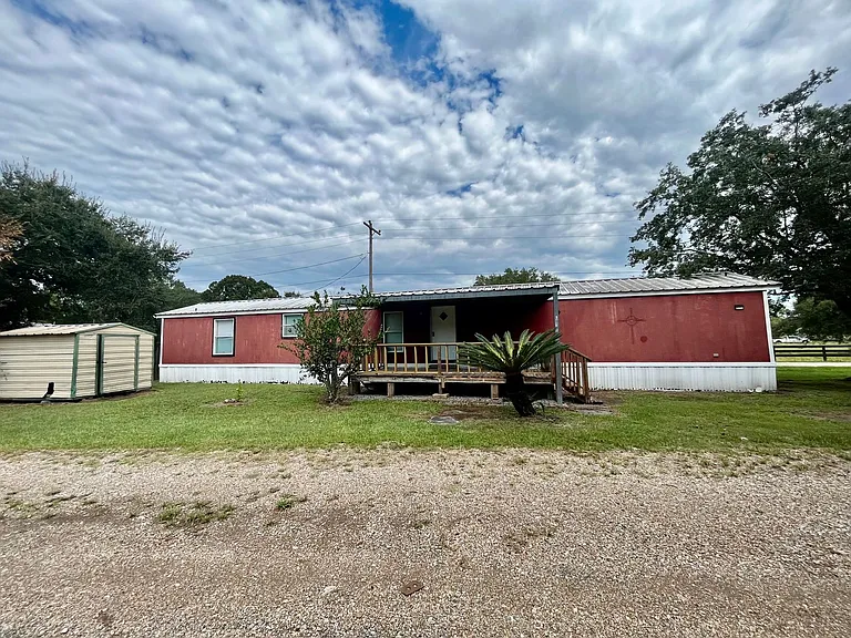 540 Guillot Rd #E — Photo 1