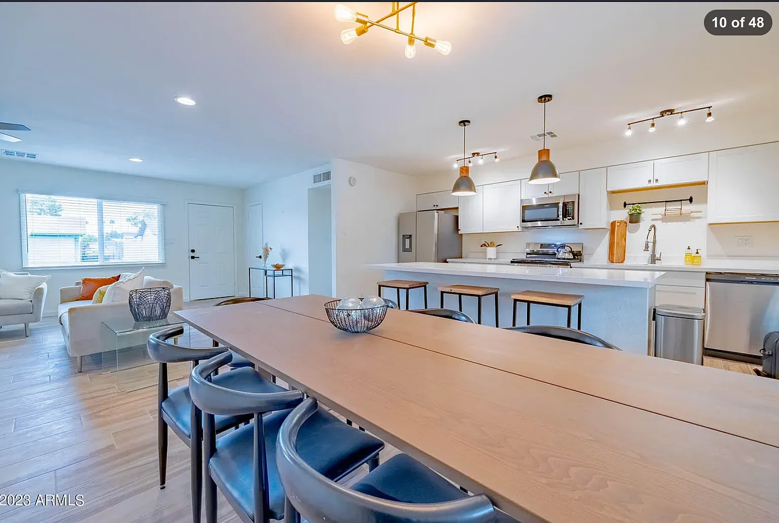 5 bed, 1823 sqft, $825 — Photo 1
