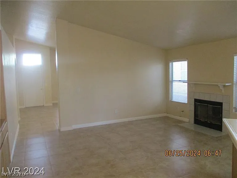 8216 Grassy Point Cir — Photo 13