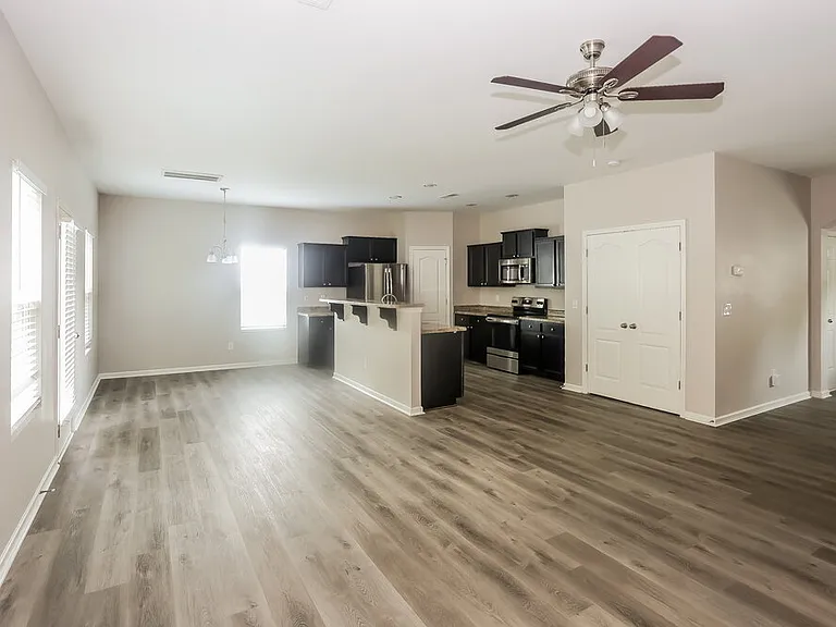 6315 Sydney Mae Ln — Photo 6