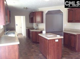 82 Crouch Dr, Kinards, SC 29355