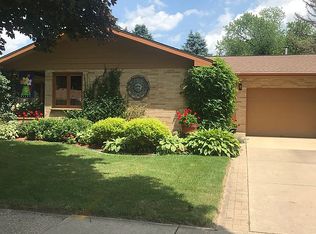 1353 S Terrace St, Janesville, WI 53546