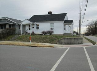 90 N 9th Ave, Beech Grove, IN 46107