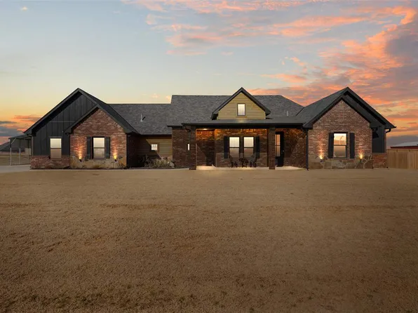 4324 Peak Ln, Elgin, OK 73538