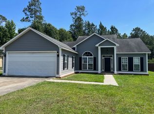 210 Hedgerow Dr, Leesburg, GA 31763